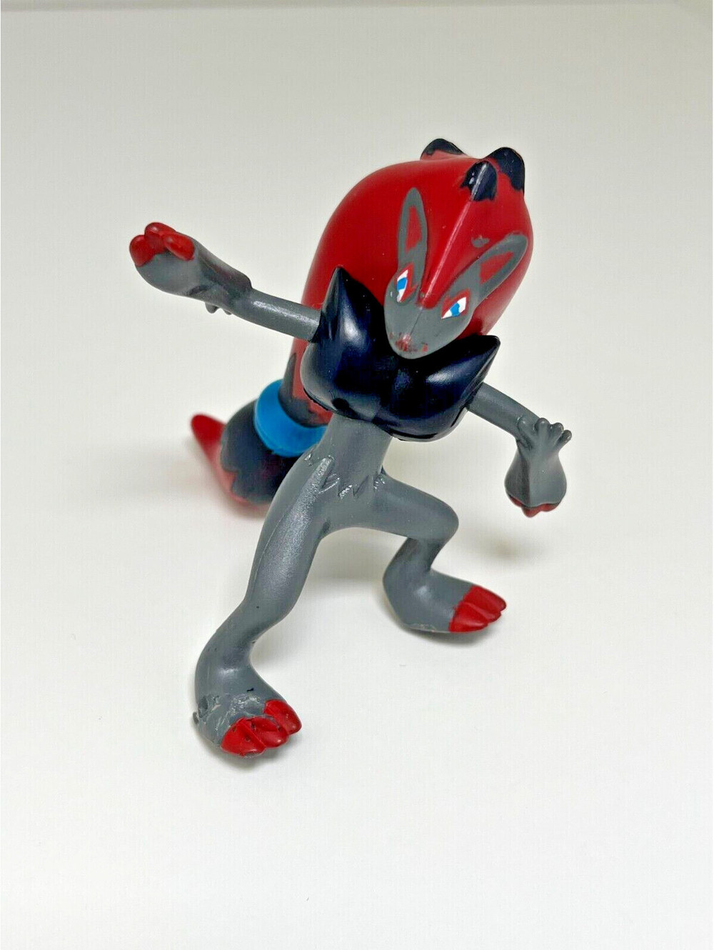 Pokémon Zoroark 2011 Pokemon Nintendo Toy Gift Happy Meal Mcdonald's